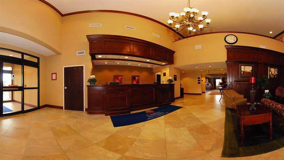 Comfort Inn & Suites West Chester - North Cincinnati Exterior photo